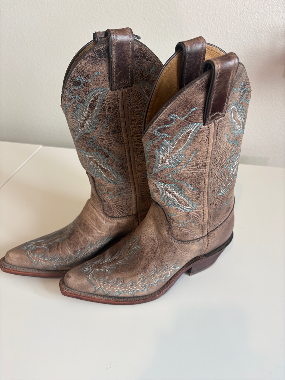 Pre-loved Women’s Justin Boots Brown Leather with turquoise details - Picture 4 of 14